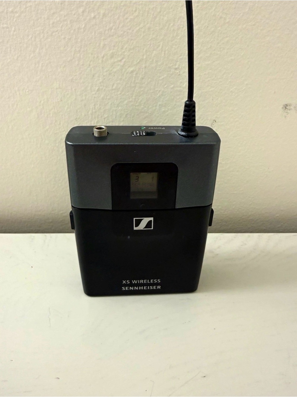 Sennheiser SK-XSW Wireless Bodypack Transmitter Black 548-572 MHz